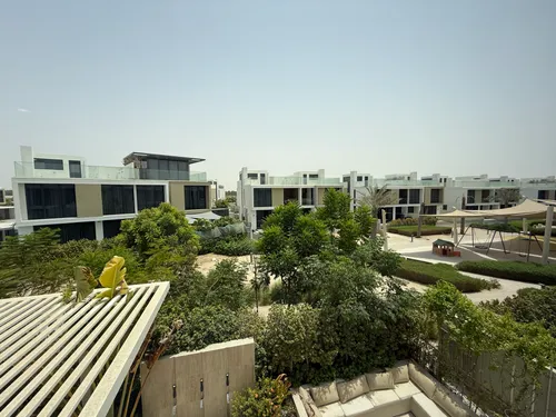 3 Bedrooms Townhouse in Golf Grove