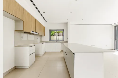 4 Bedrooms Villa in Sidra Villas II