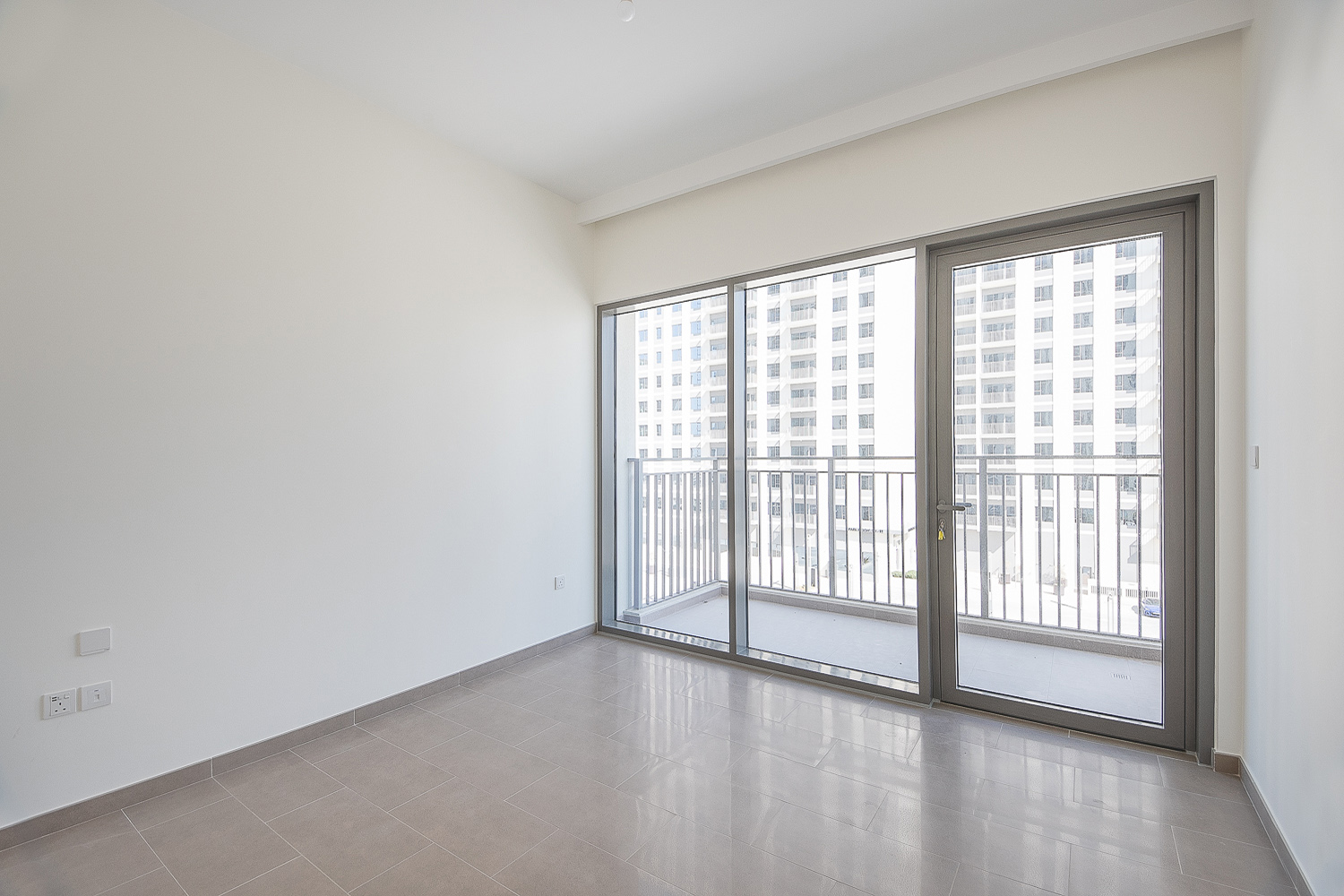 2 Bedrooms Apartment in Park Heights 2 Tower 1
