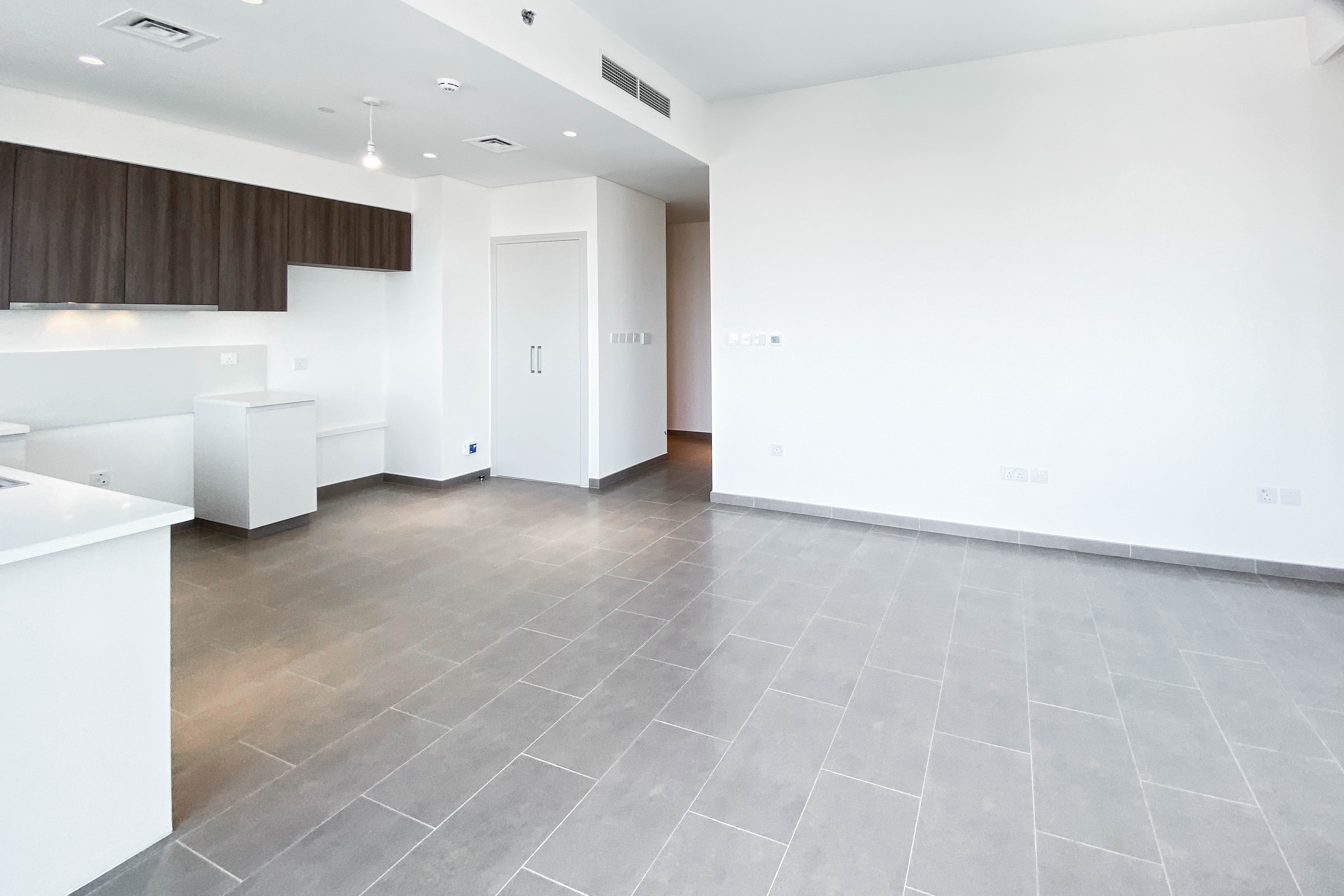 2 Bedrooms Apartment in Park Heights 2 Tower 1