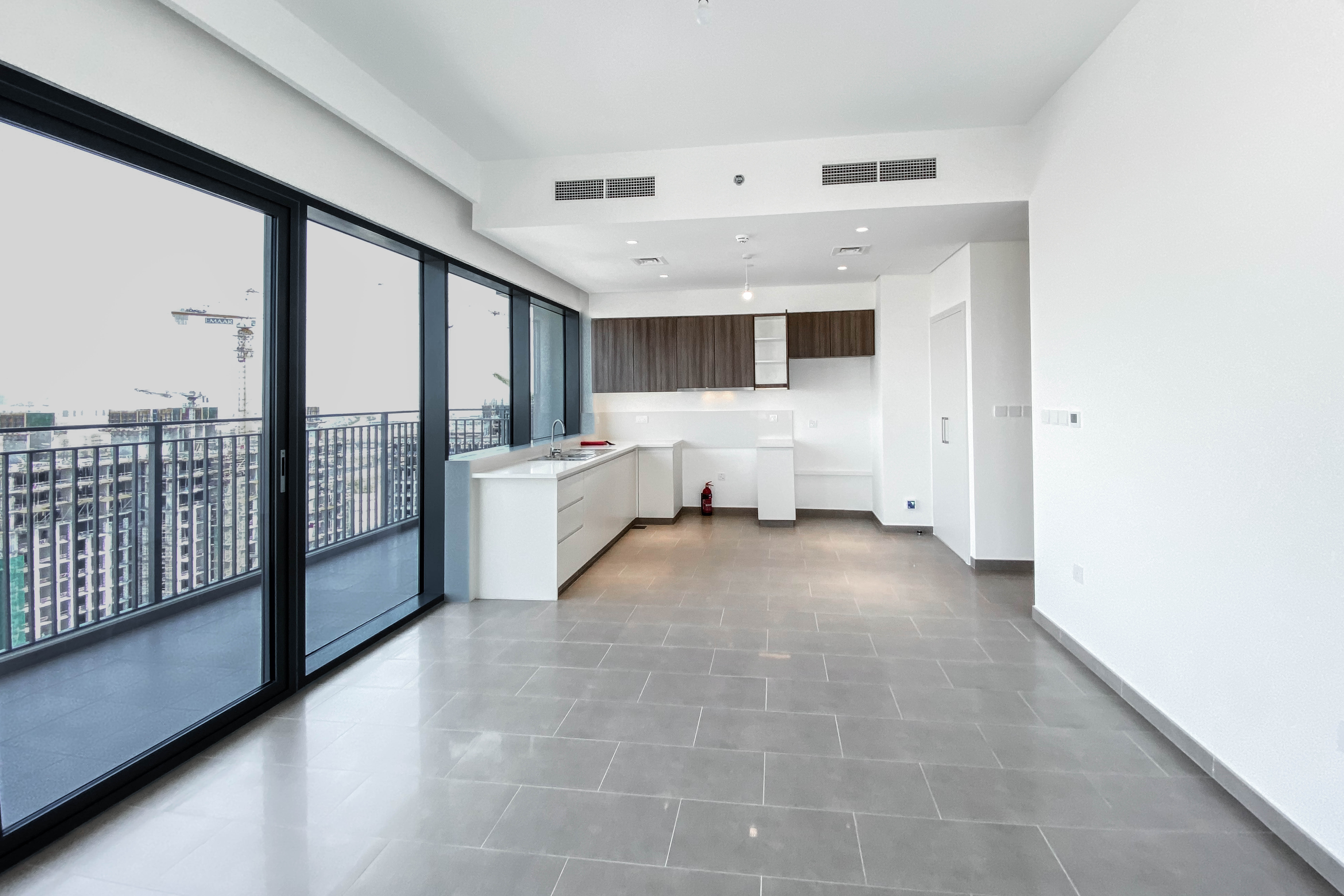 2 Bedrooms Apartment in Park Heights 2 Tower 1