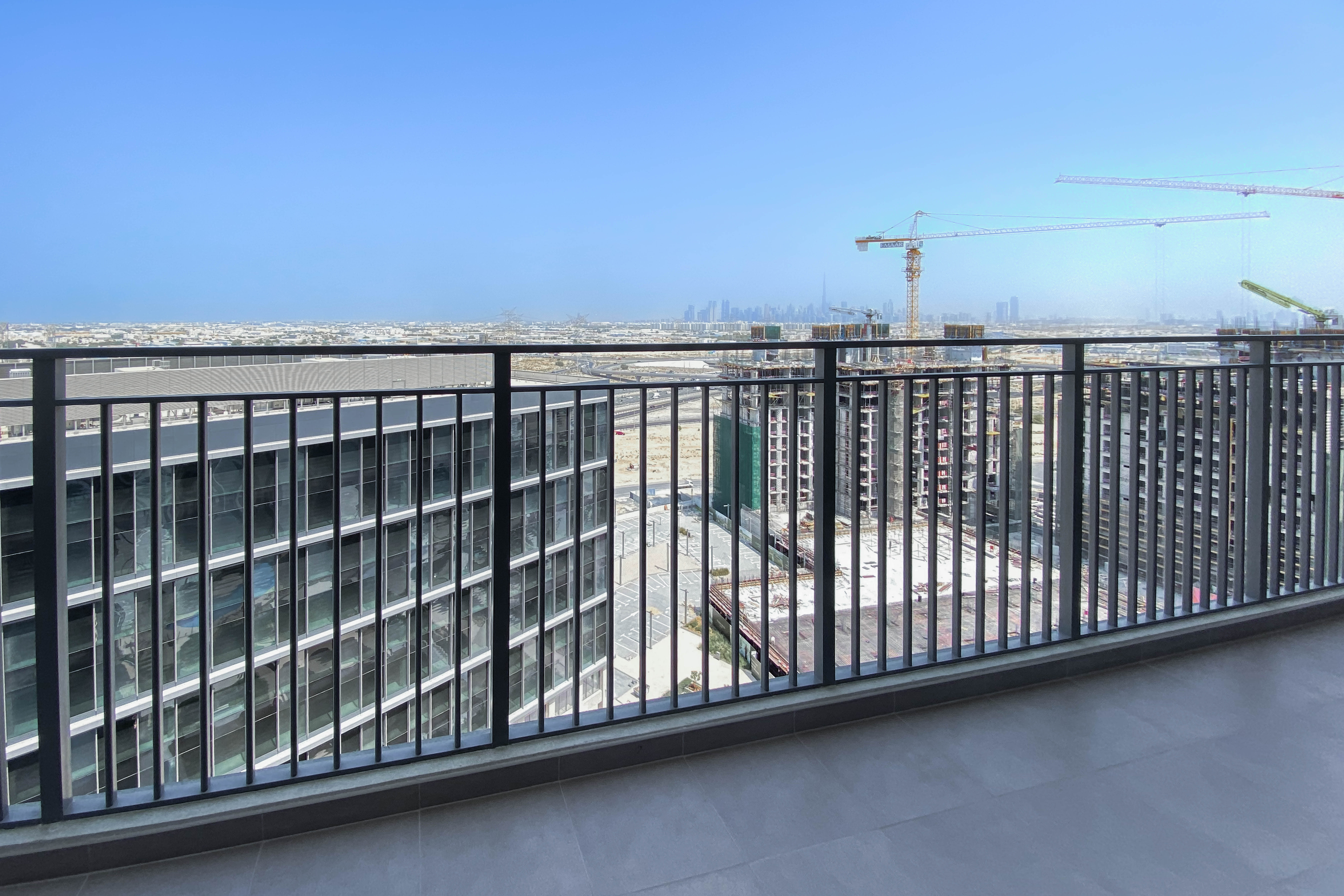 2 Bedrooms Apartment in Park Heights 2 Tower 1