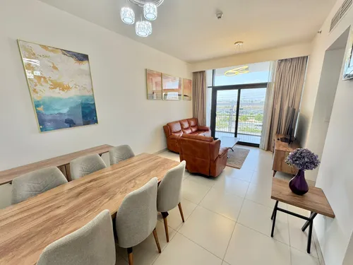 2 Bedrooms Apartment in Park Point Building D