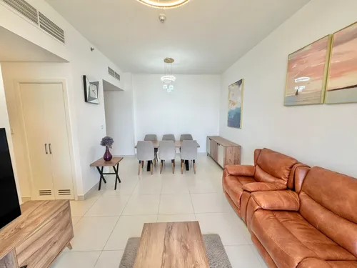 2 Bedrooms Apartment in Park Point Building D