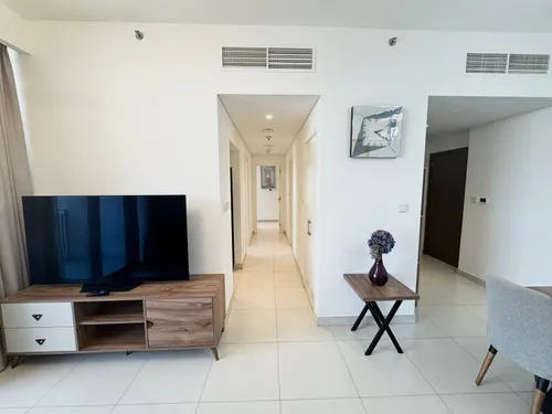 2 Bedrooms Apartment in Park Point Building D