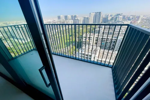 1 Bedroom Apartment in Park Field Tower 2
