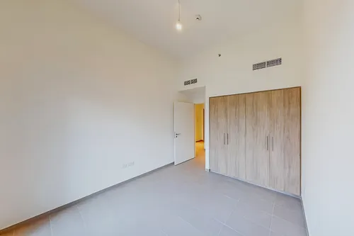 1 Bedroom Apartment in Park Ridge Tower C