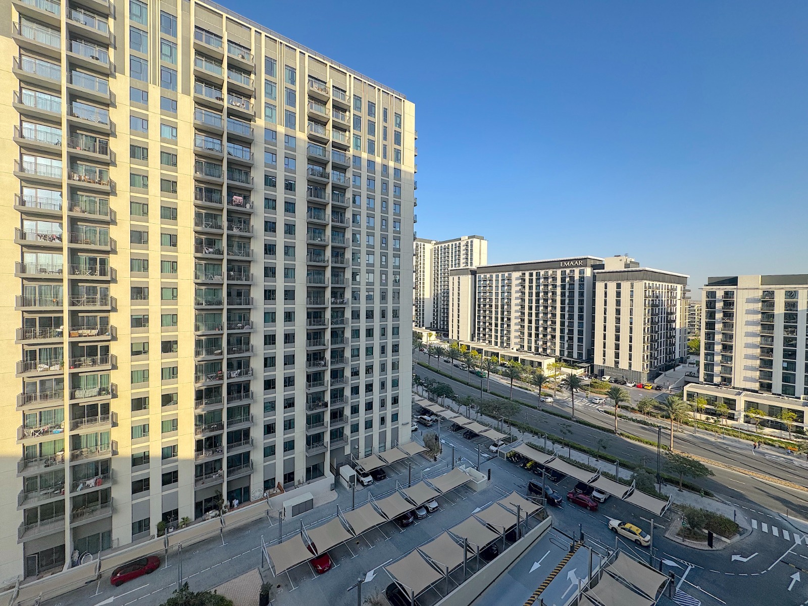 3 Bedrooms Apartment in Park Heights 1