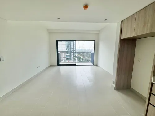 2 Bedrooms Apartment in Park Field Tower 2