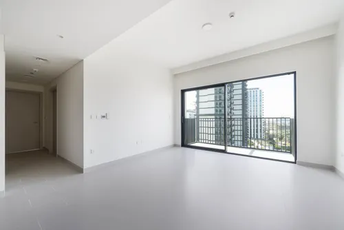 2 Bedrooms Apartment in Park Field Tower 2