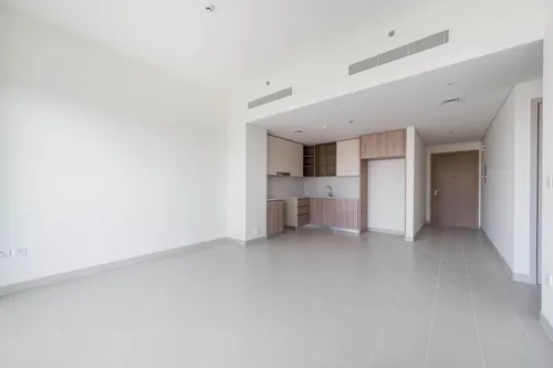 2 Bedrooms Apartment in Park Field Tower 2
