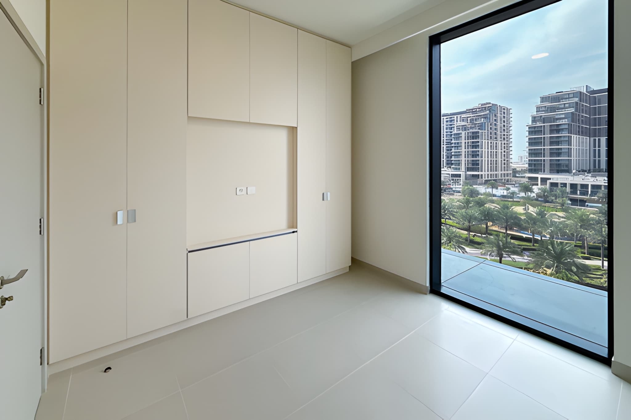 3 Bedrooms Apartment in Lime Gardens