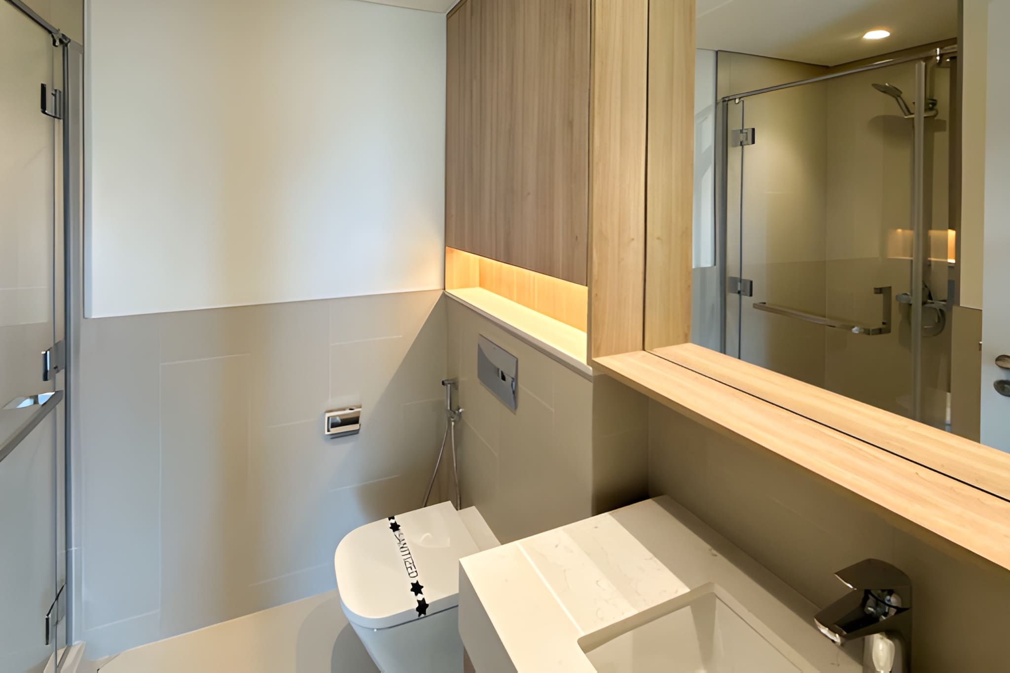 3 Bedrooms Apartment in Lime Gardens