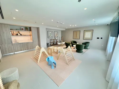 1 Bedroom Apartment in Park Field Tower 2