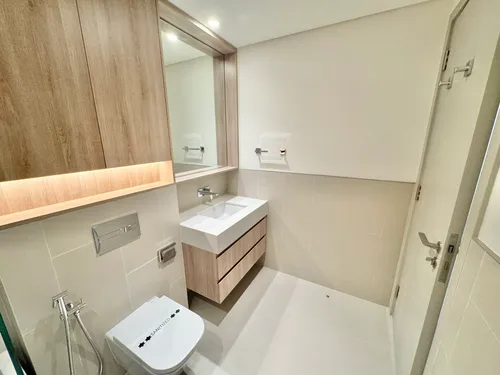 1 Bedroom Apartment in Park Field Tower 2