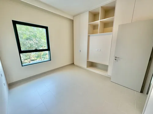 1 Bedroom Apartment in Park Field Tower 2