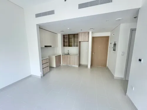1 Bedroom Apartment in Park Field Tower 2