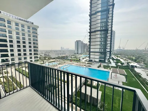 2 Bedrooms Apartment in Park Field Tower 2