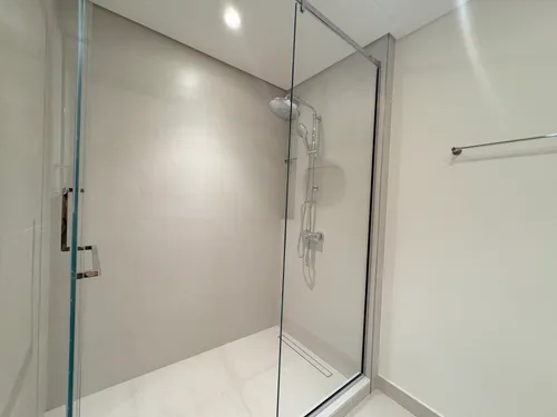 2 Bedrooms Apartment in Park Field Tower 2