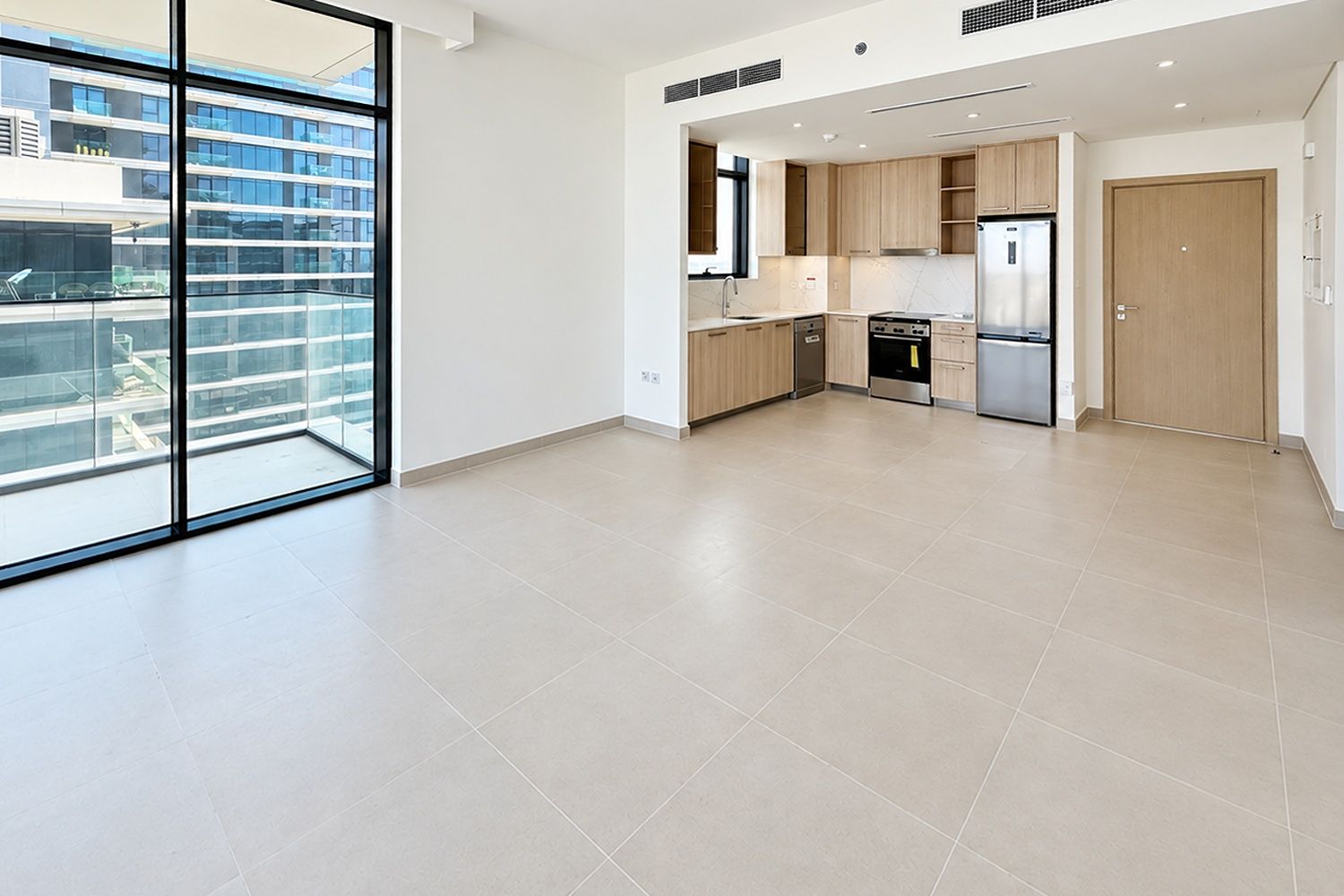 2 Bedroom Apartment in Golf Grand