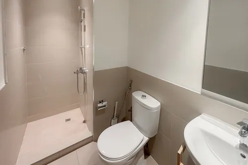 3 Bedrooms Apartment in Executive Residences 2