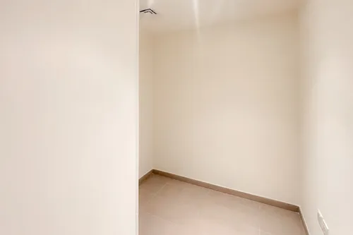 3 Bedrooms Apartment in Executive Residences 2