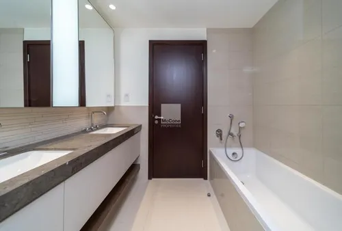 2 Bedrooms Apartment in Acacia B