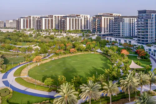 2 Bedrooms Apartment in Park Lane Building 2