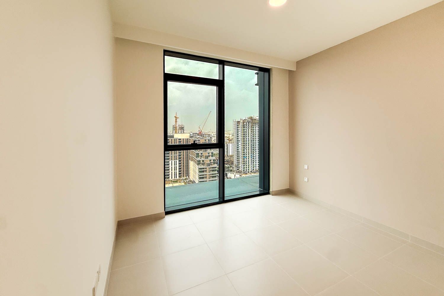 2 Bedrooms Apartment in Lime Gardens