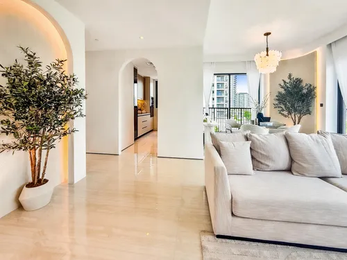 2 Bedrooms Apartment in Executive Residences 1