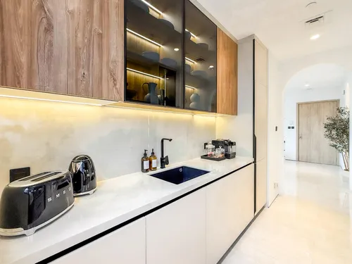 2 Bedrooms Apartment in Executive Residences 1