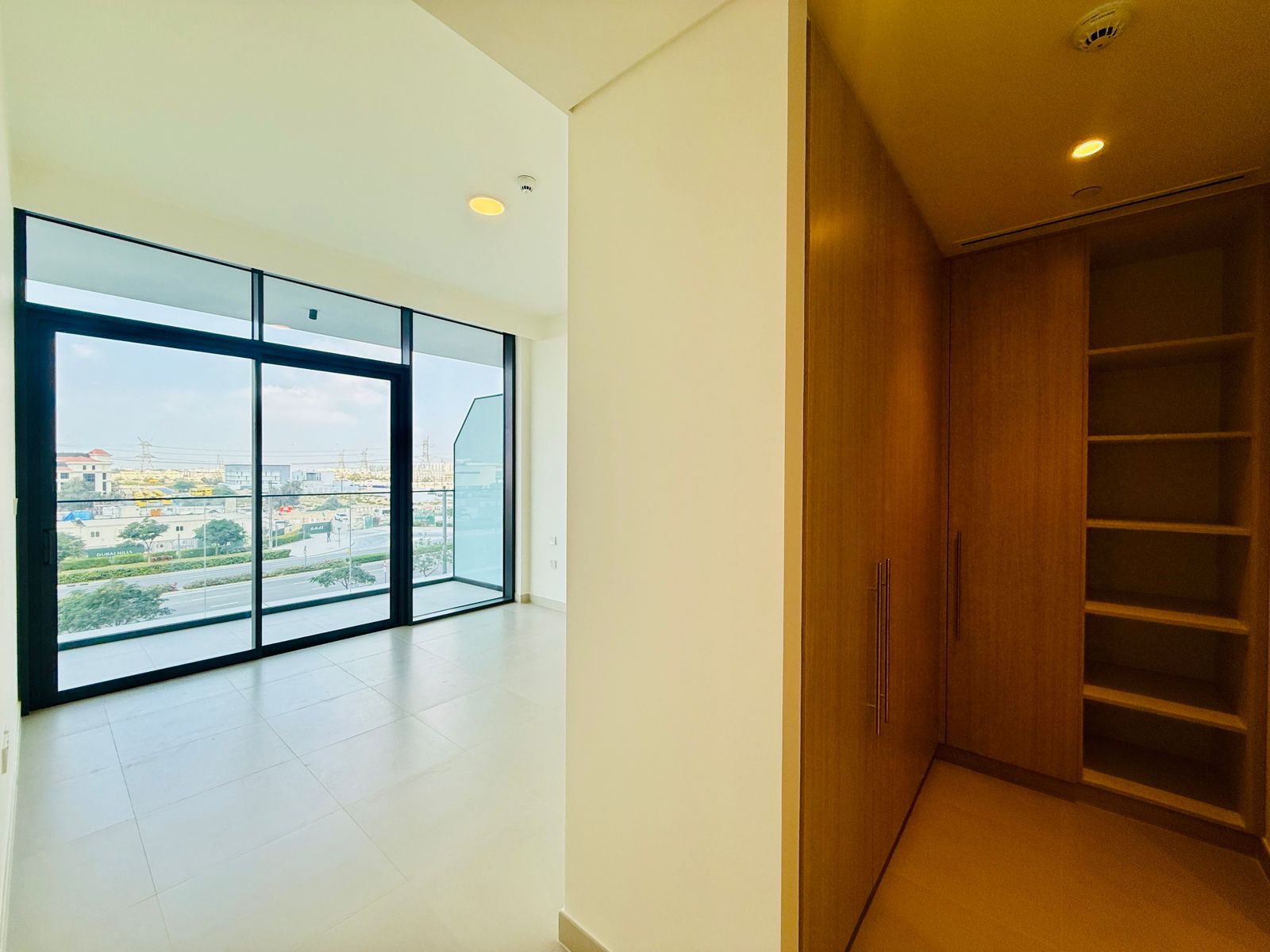 2 Bedrooms Apartment in Golf Grand