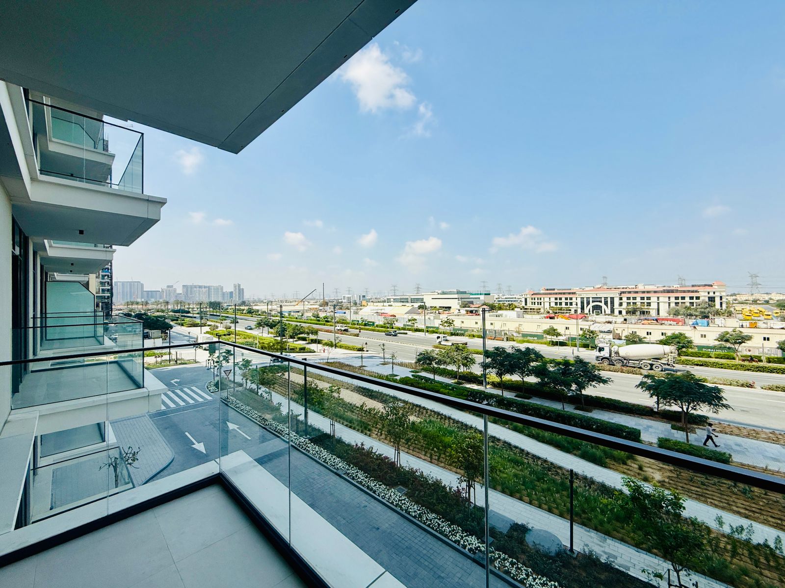 2 Bedrooms Apartment in Golf Grand