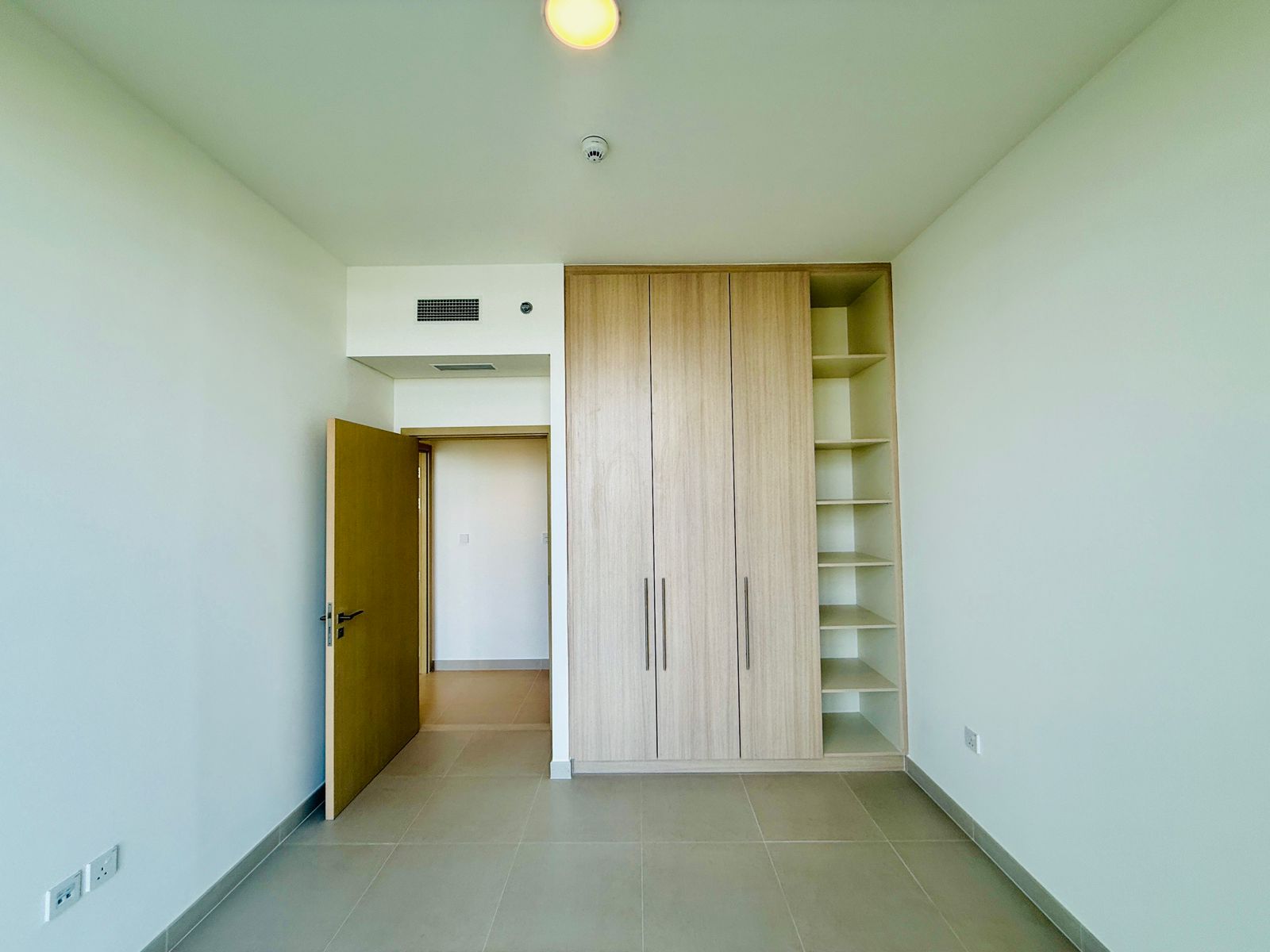 2 Bedrooms Apartment in Golf Grand