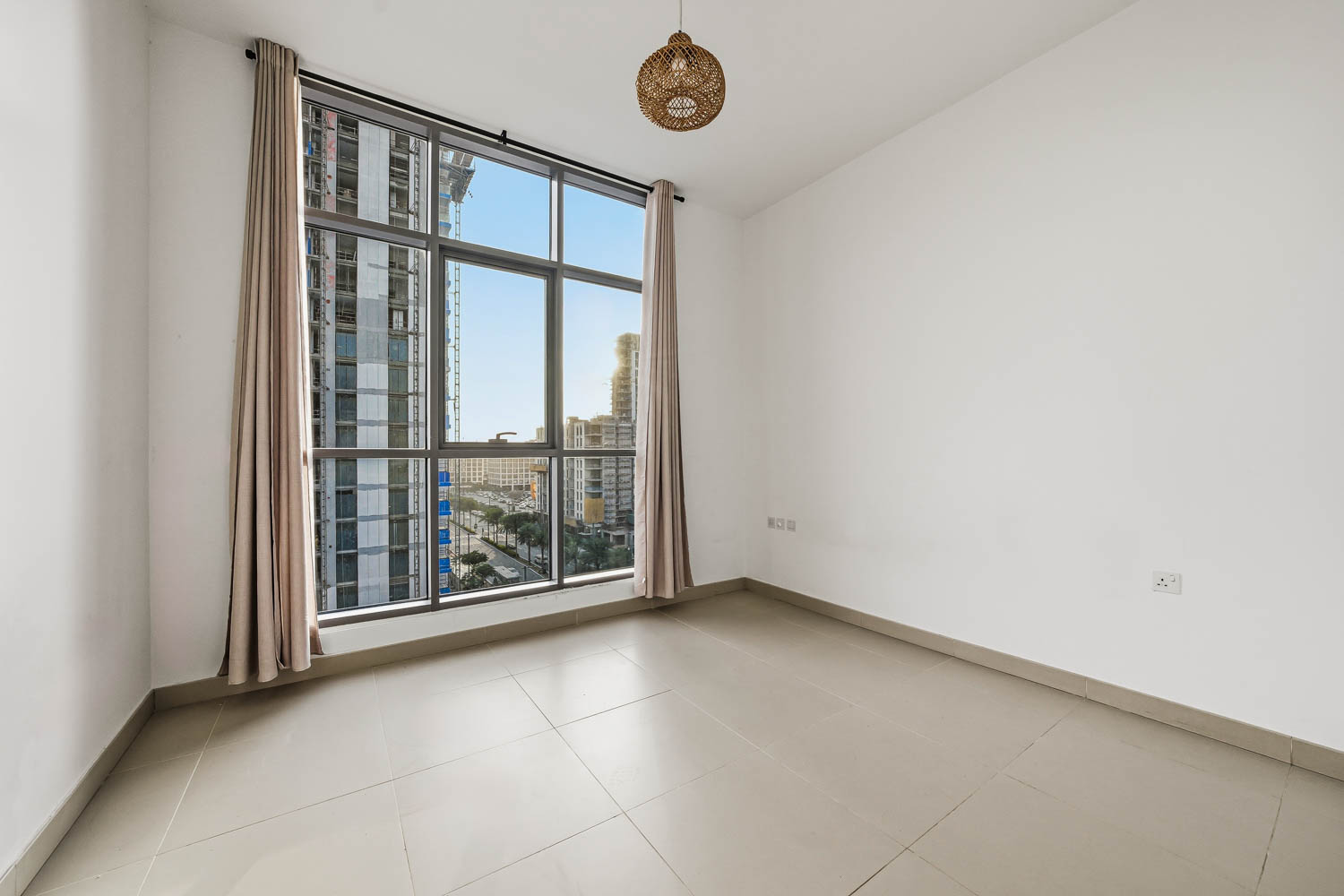 2 Bedrooms Apartment in Acacia A