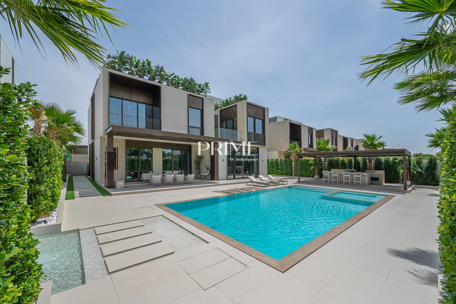 5 Bedrooms Villa in Palm Hills