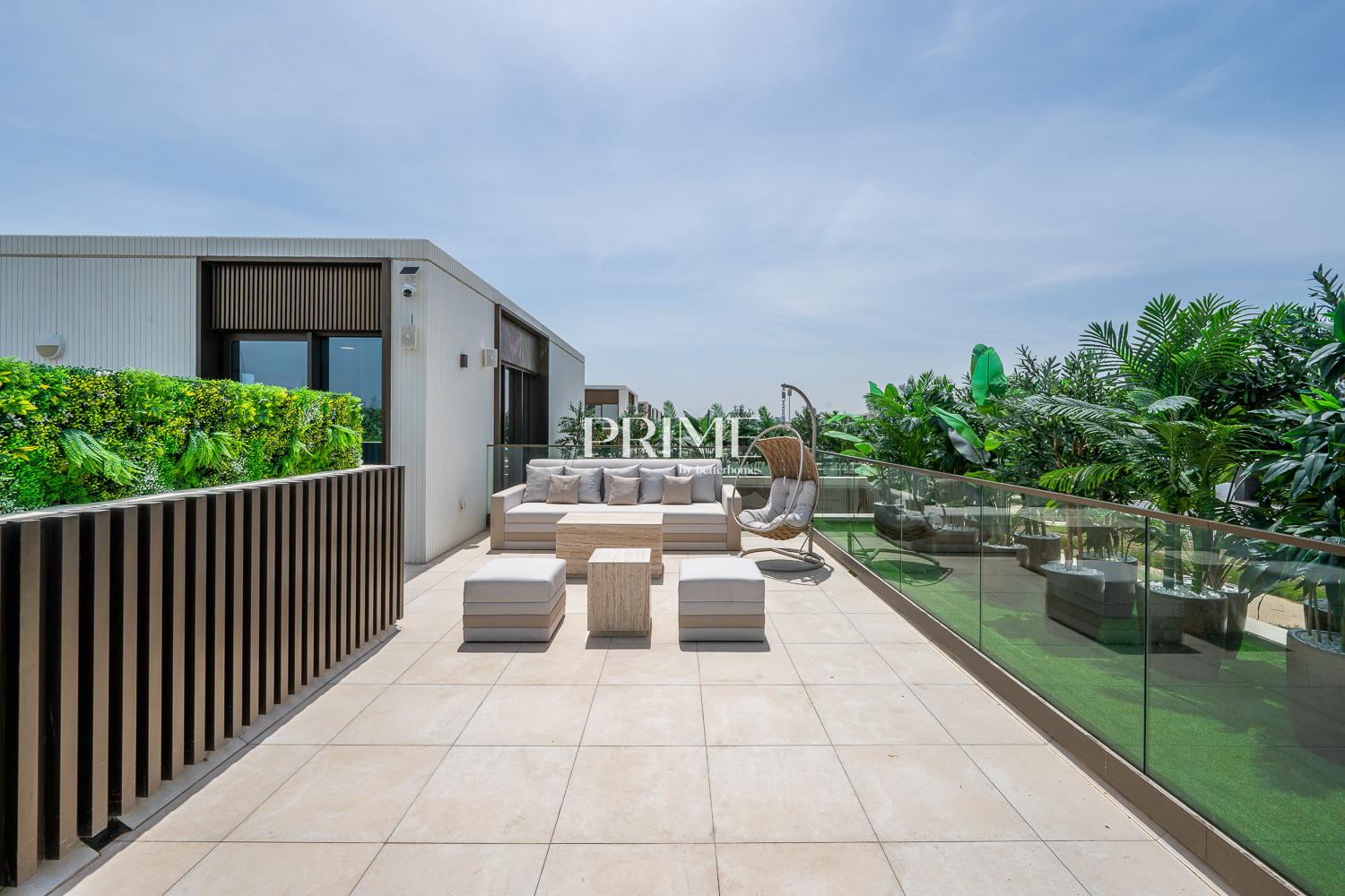 5 Bedrooms Villa in Palm Hills