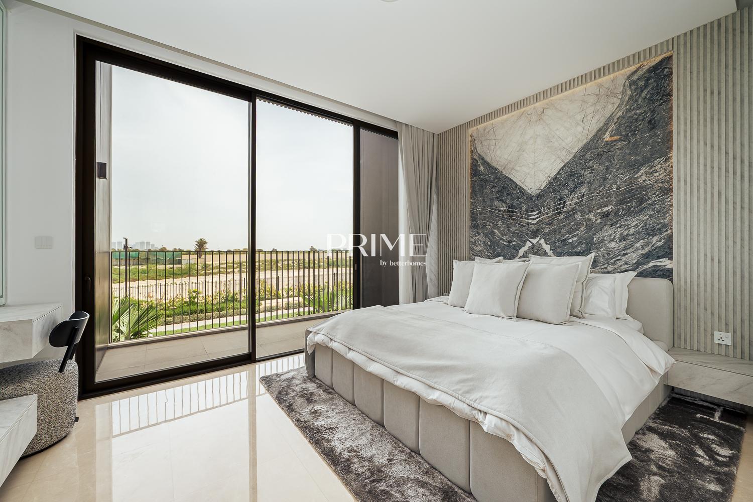 5 Bedrooms Villa in Palm Hills