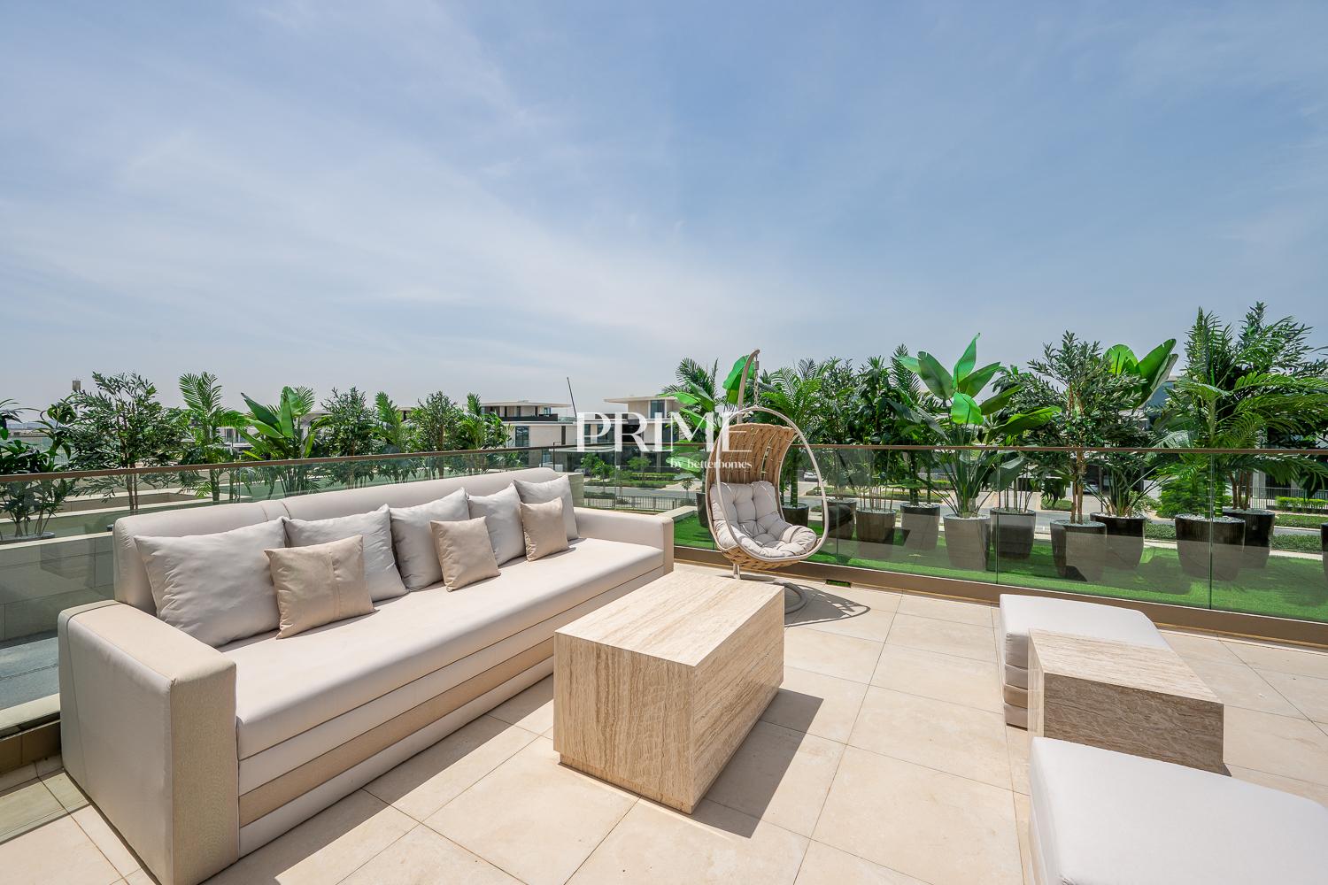 5 Bedrooms Villa in Palm Hills