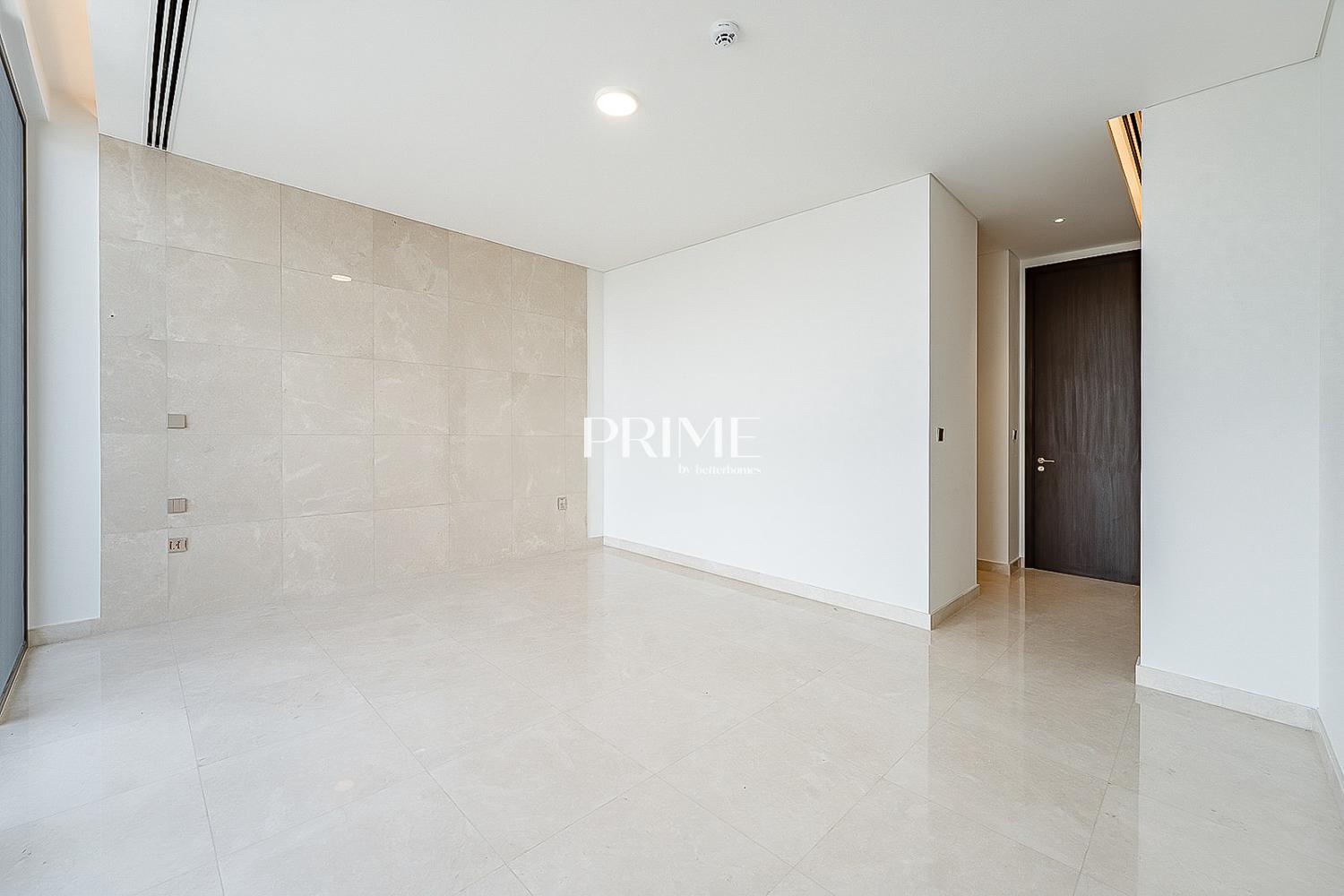 5 Bedrooms Villa in Palm Hills