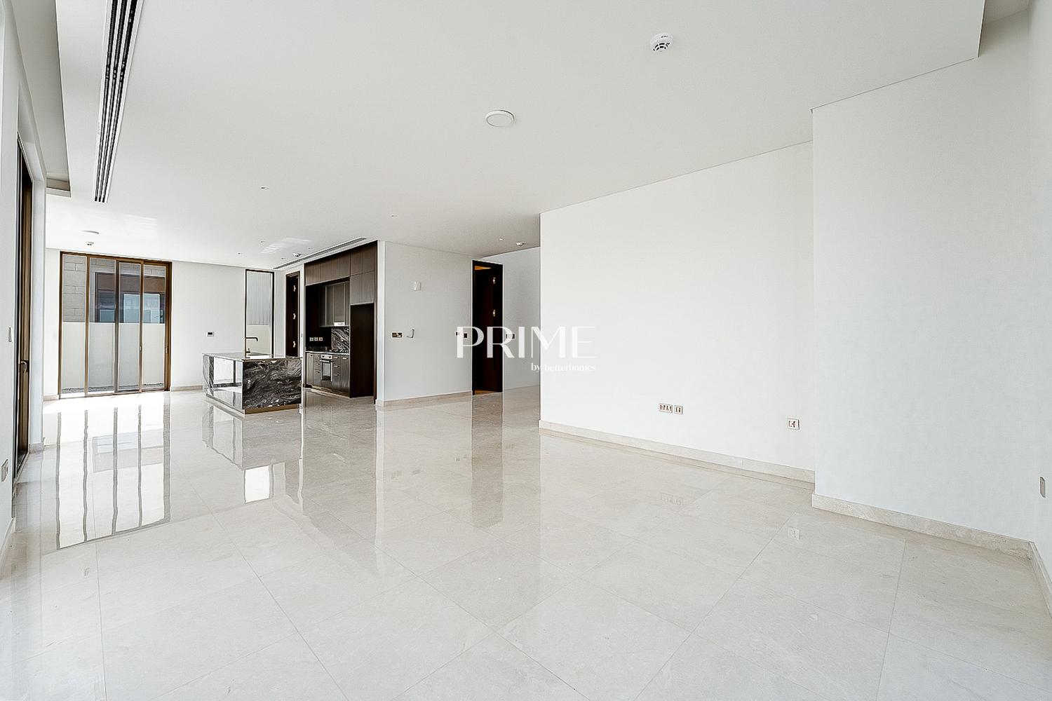 5 Bedrooms Villa in Palm Hills