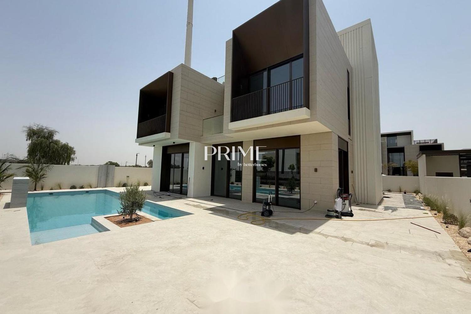 5 Bedrooms Villa in Palm Hills