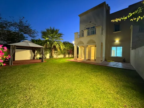 3 Bedrooms Townhouse in Springs 3