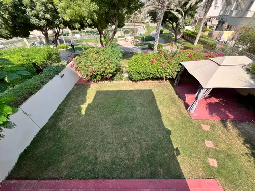 2 Bedrooms Townhouse in Springs 3
