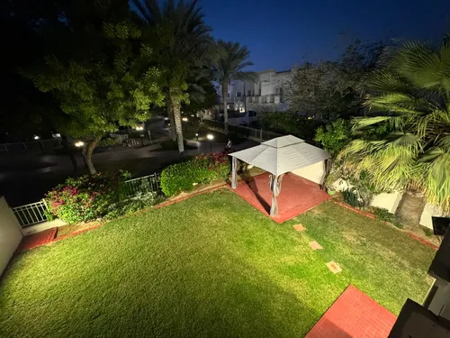 3 Bedrooms Townhouse in Springs 3