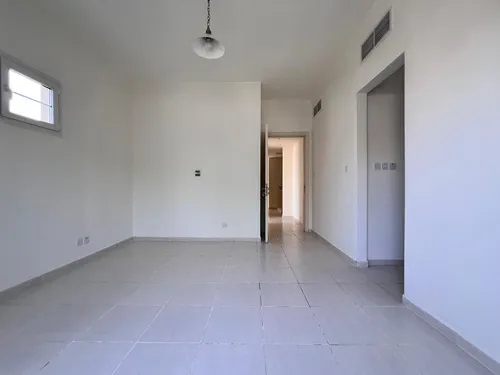 2 Bedrooms Townhouse in Springs 3
