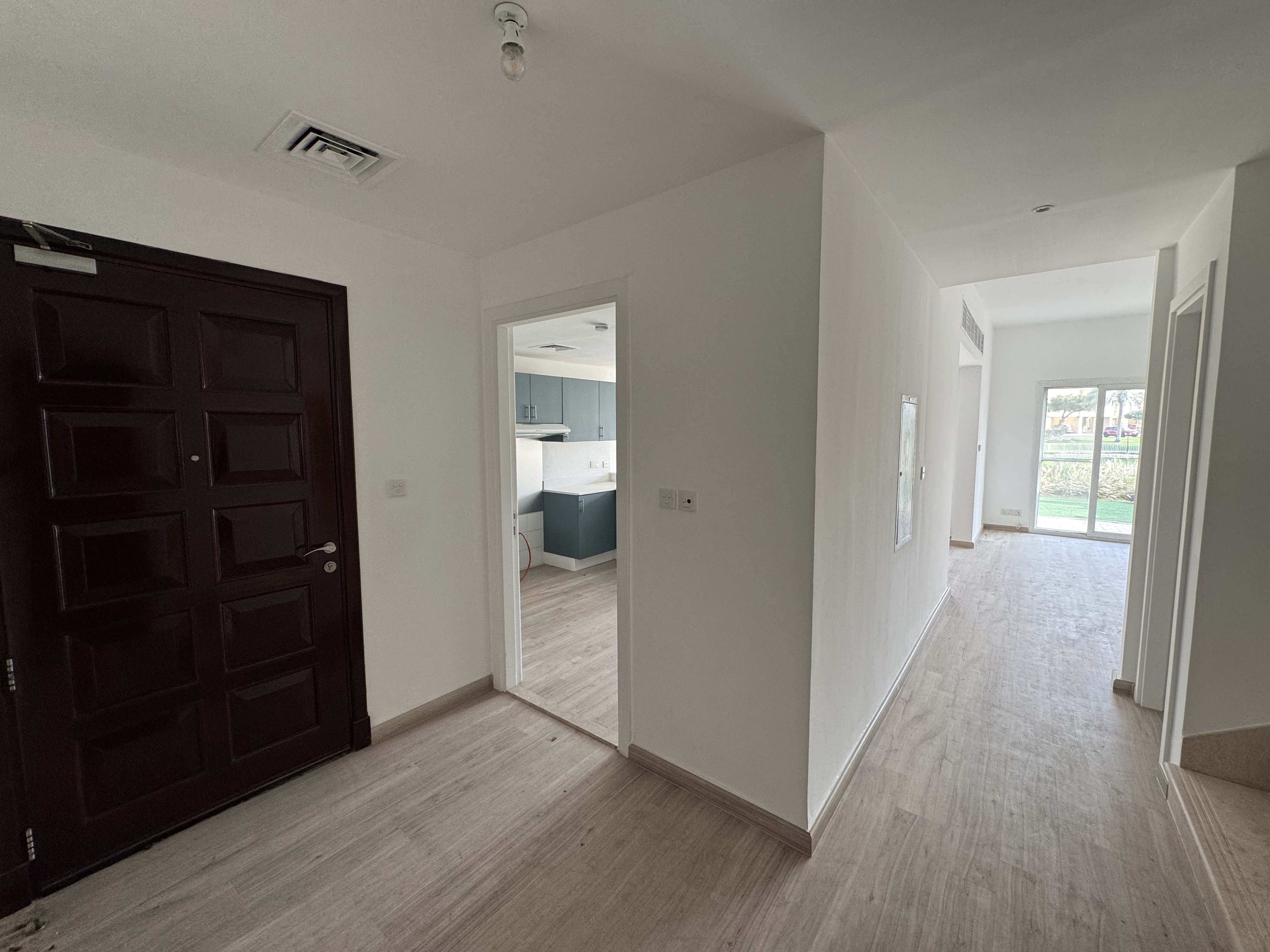 3 Bedrooms Townhouse in Springs 5