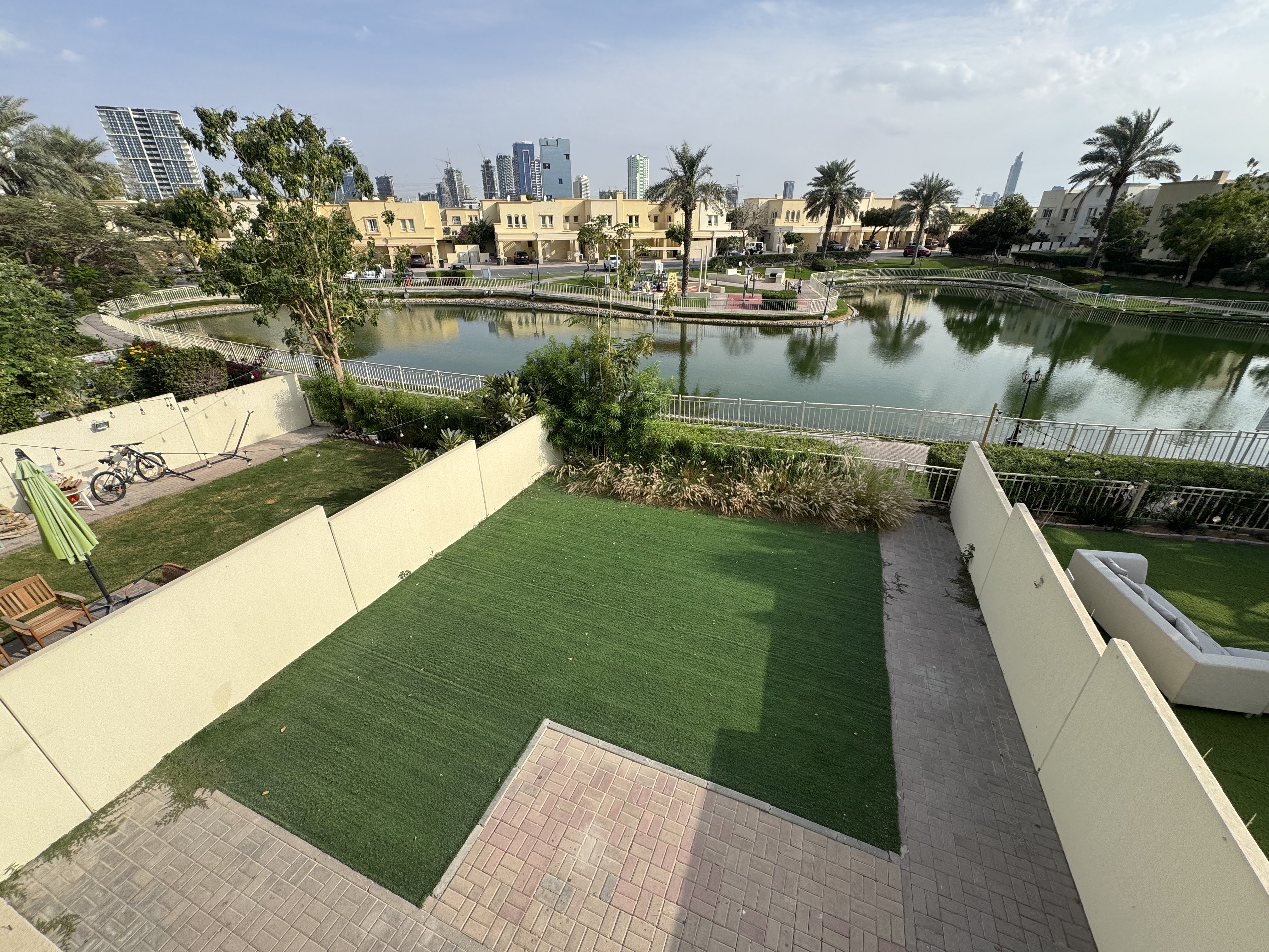 3 Bedrooms Townhouse in Springs 5