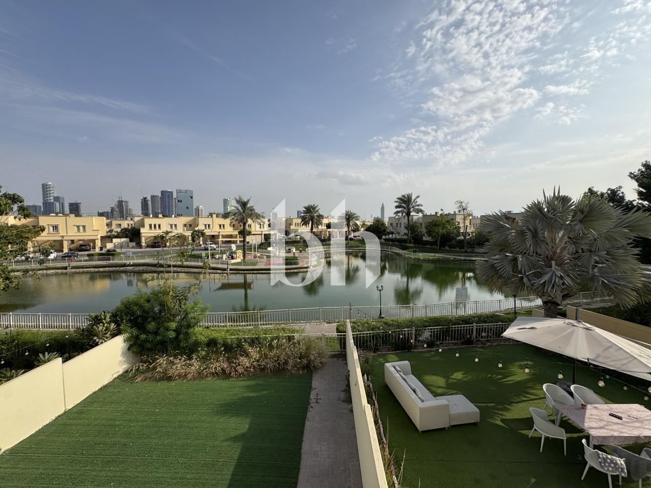 Vacant | Amazing Lake View | Great location