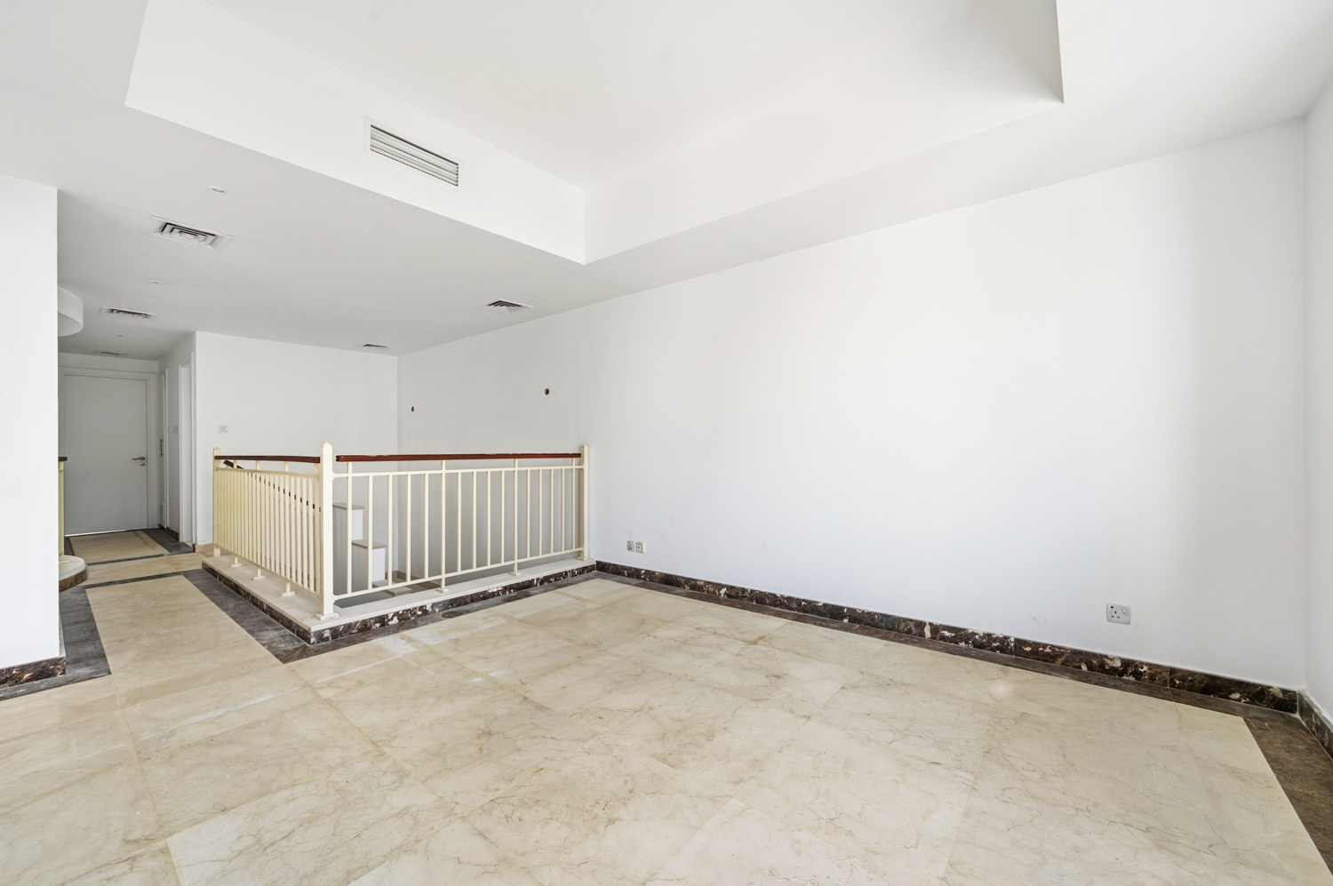 3 Bedrooms Townhouse in Springs 10